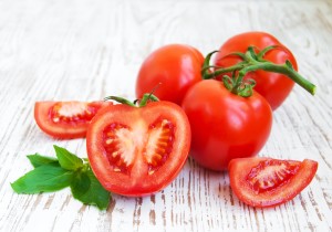 benefits-of-red-tomatoes