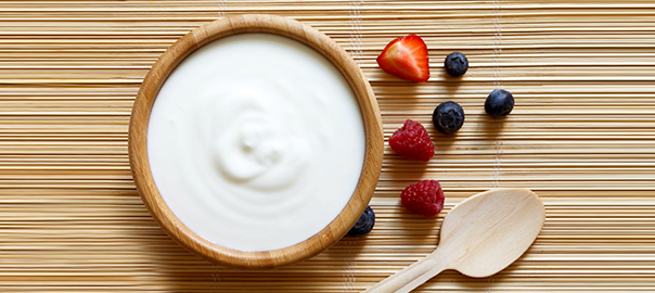 Benefits-of-Yoghurt-blog-featured-image